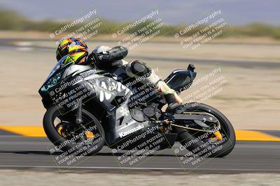 media/Oct-08-2022-SoCal Trackdays (Sat) [[1fc3beec89]]/Turn 16 (125pm)/